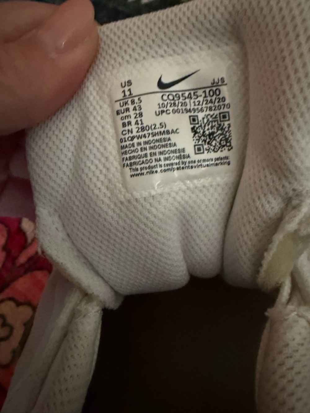 3/$25 ✨ Nike Legend Essential 2 White Mint Pink Training Shoes Women’s 11 - Picture 9 of 11